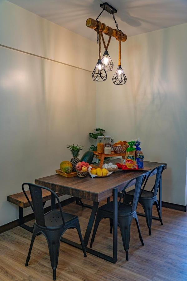 2 Bedroom At Bristle Ridge バギオ エクステリア 写真